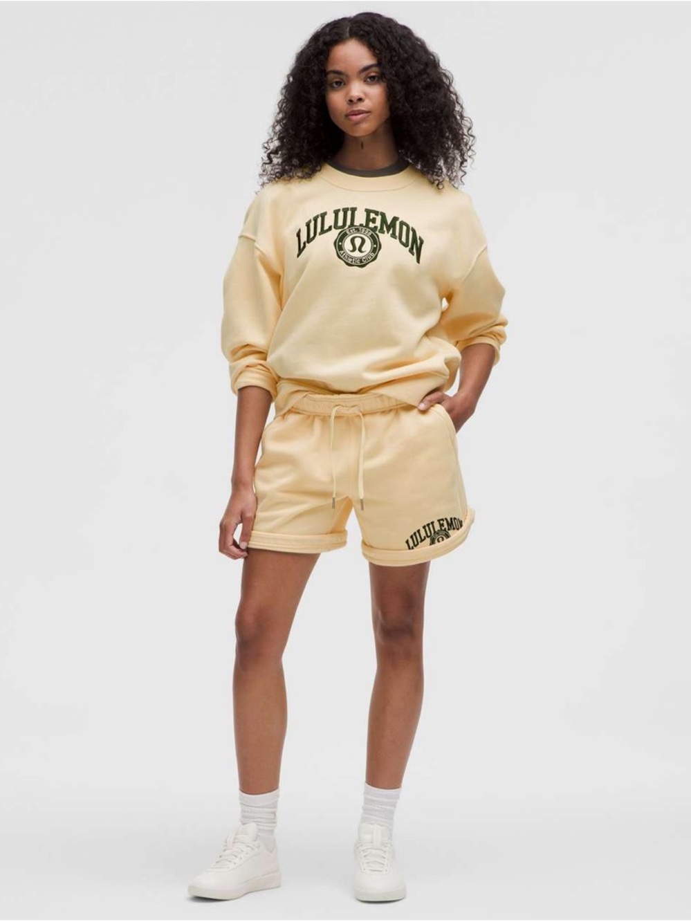 Lululemon Perfectly Oversized Crew *Graphic
| Size S - Butter Cream
